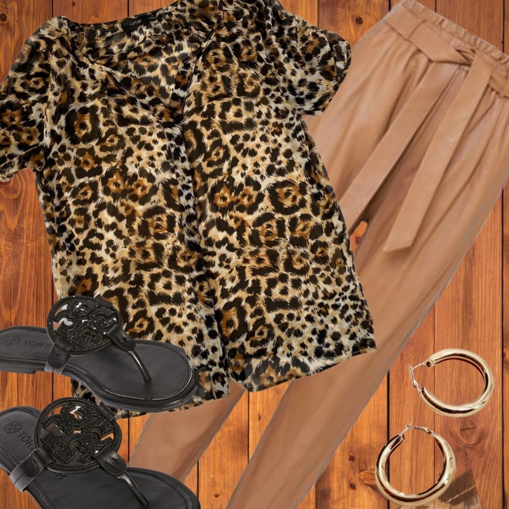 Apt 9 cheetah blouse button up transparent L